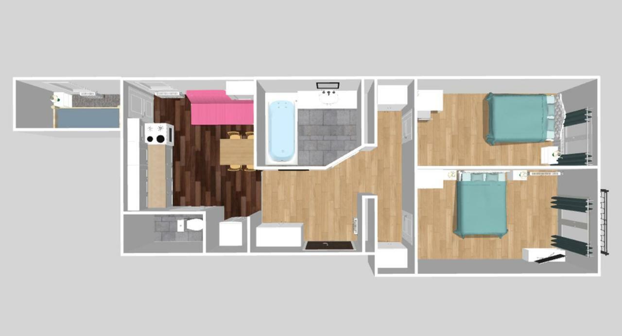 Peowiakow Queens Apartment *